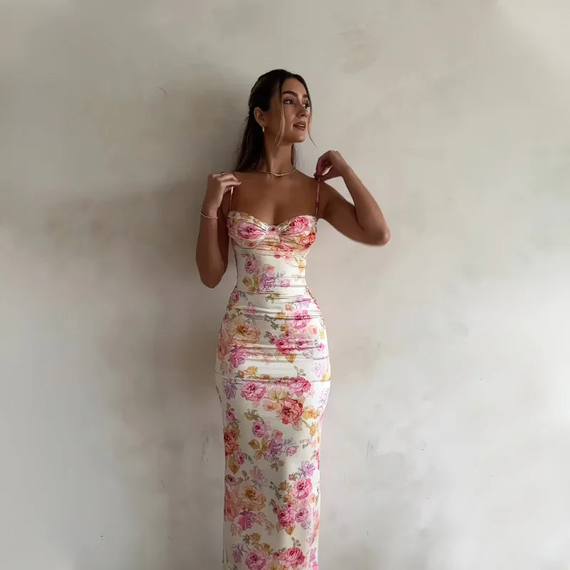 Effie - Enchanting Floral Maxi Dress with Elegant Cut