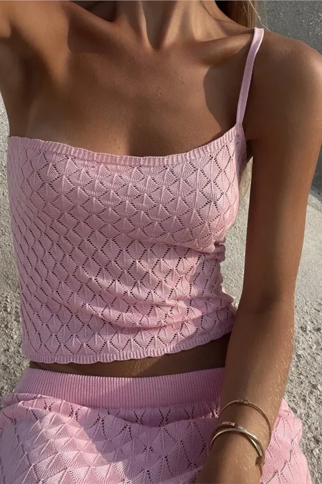 Avina – Knitted one-shoulder set with modern cut