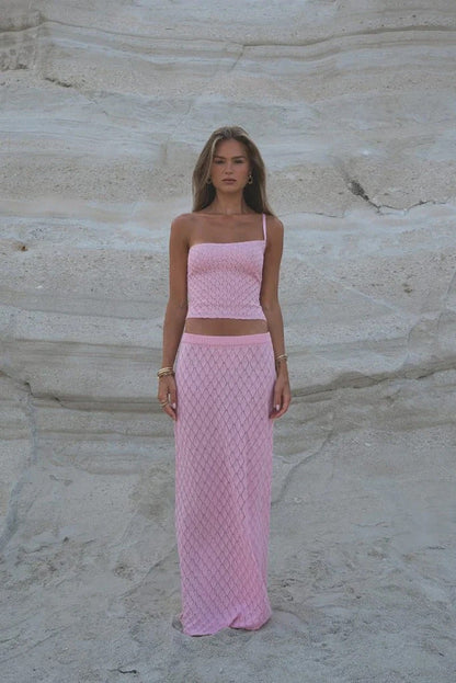 Avina – Knitted one-shoulder set with modern cut